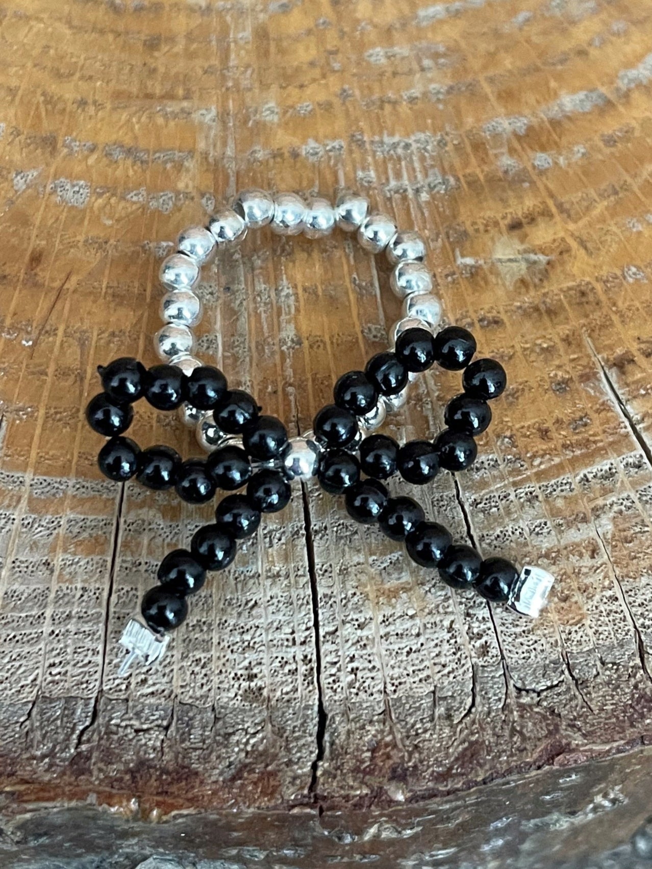 Beaded Bow Ring - Black & Silver