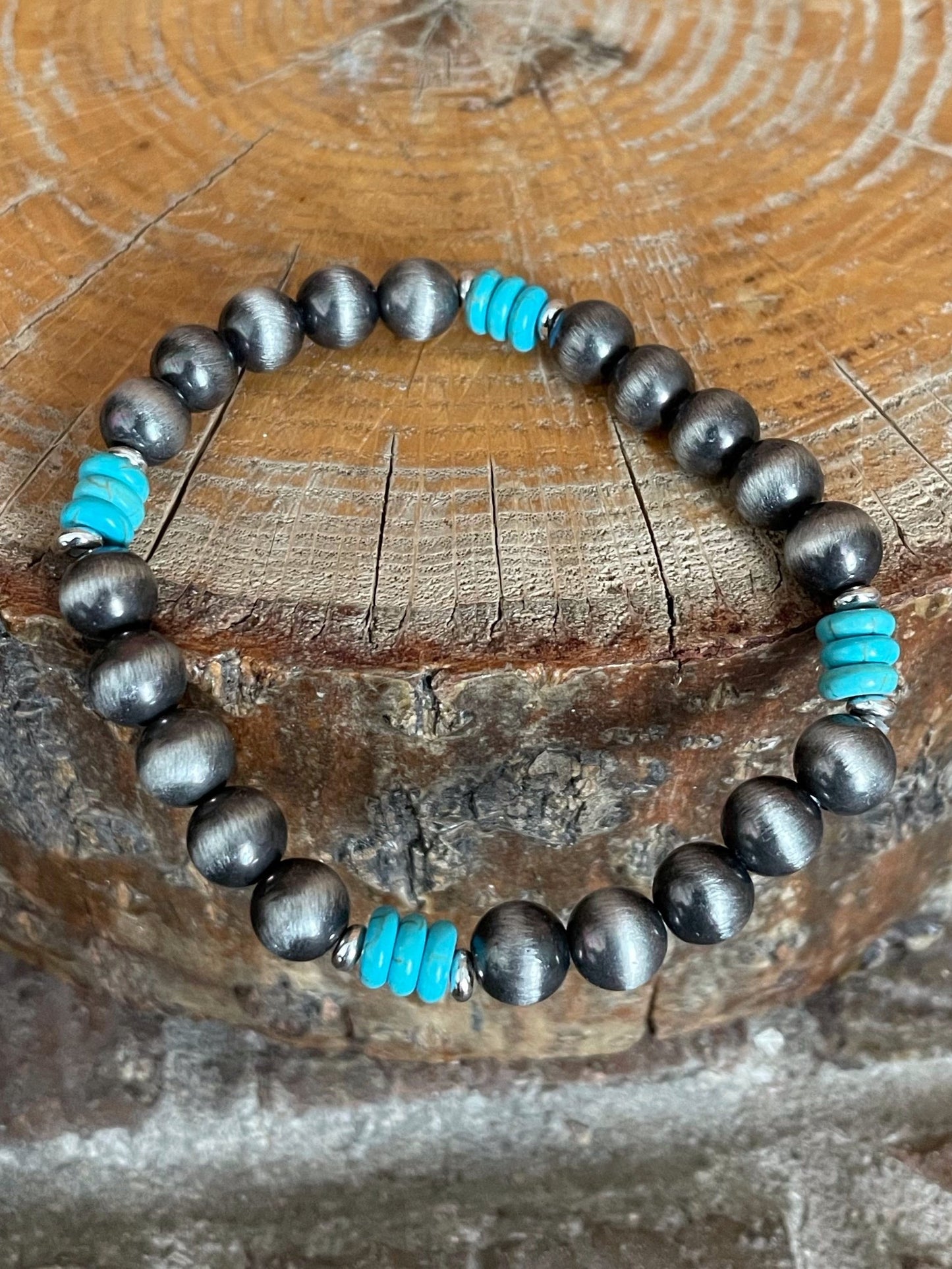 8mm Navajo Style Pearl and Turquoise Disk Bracelet