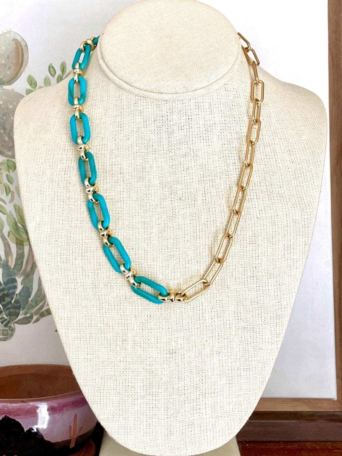 Asymmetric Turquoise Acrylic Paperclip Chain Necklace