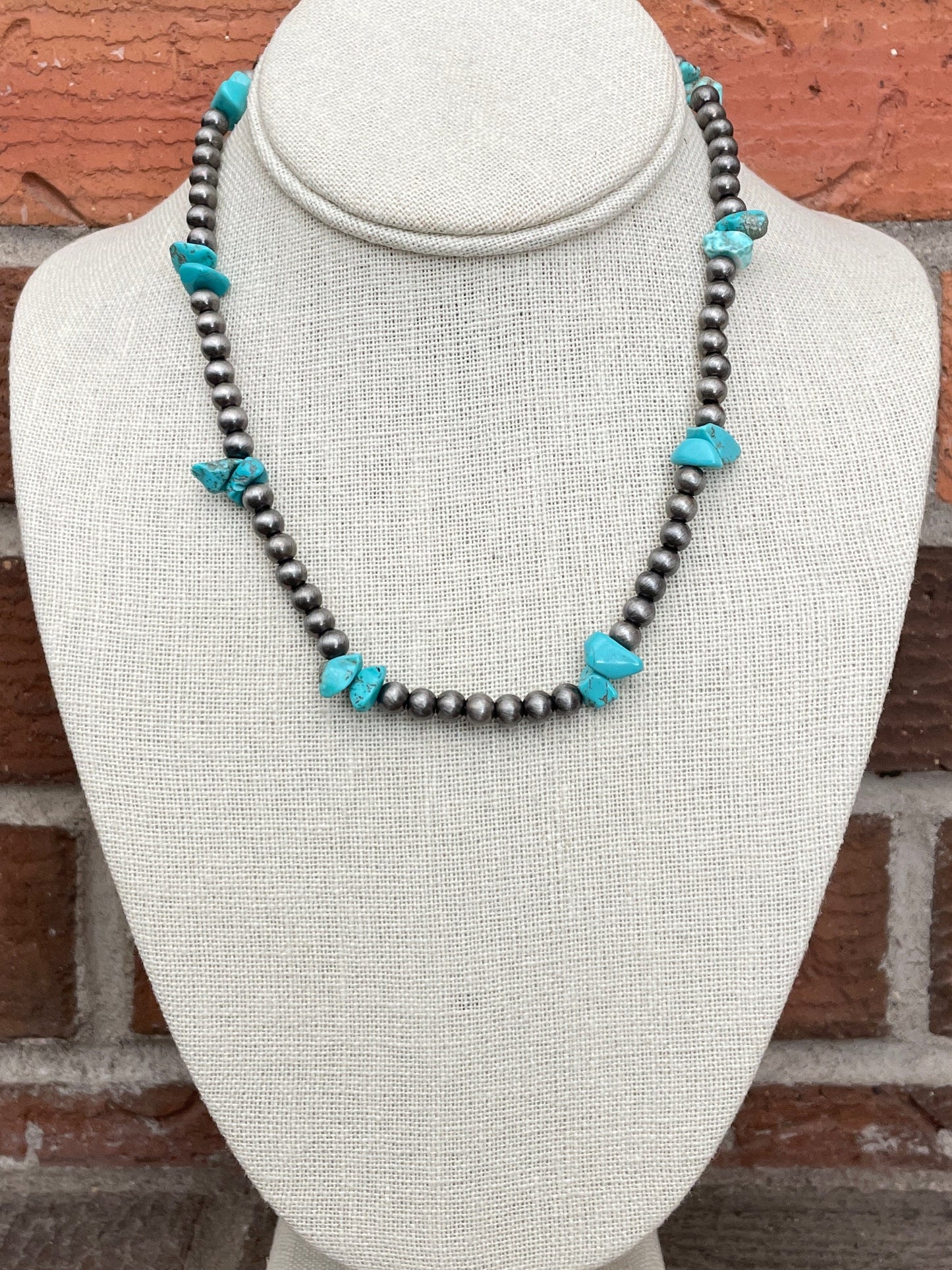 Navajo Style Pearl Necklace with Turquoise Chips