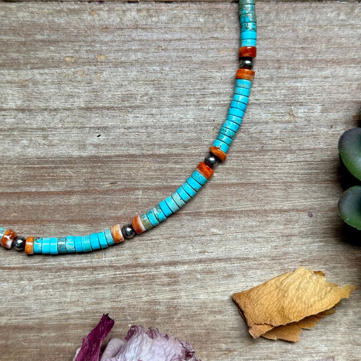 Turquoise & Spiny Oyster Heishi Necklace – 14”