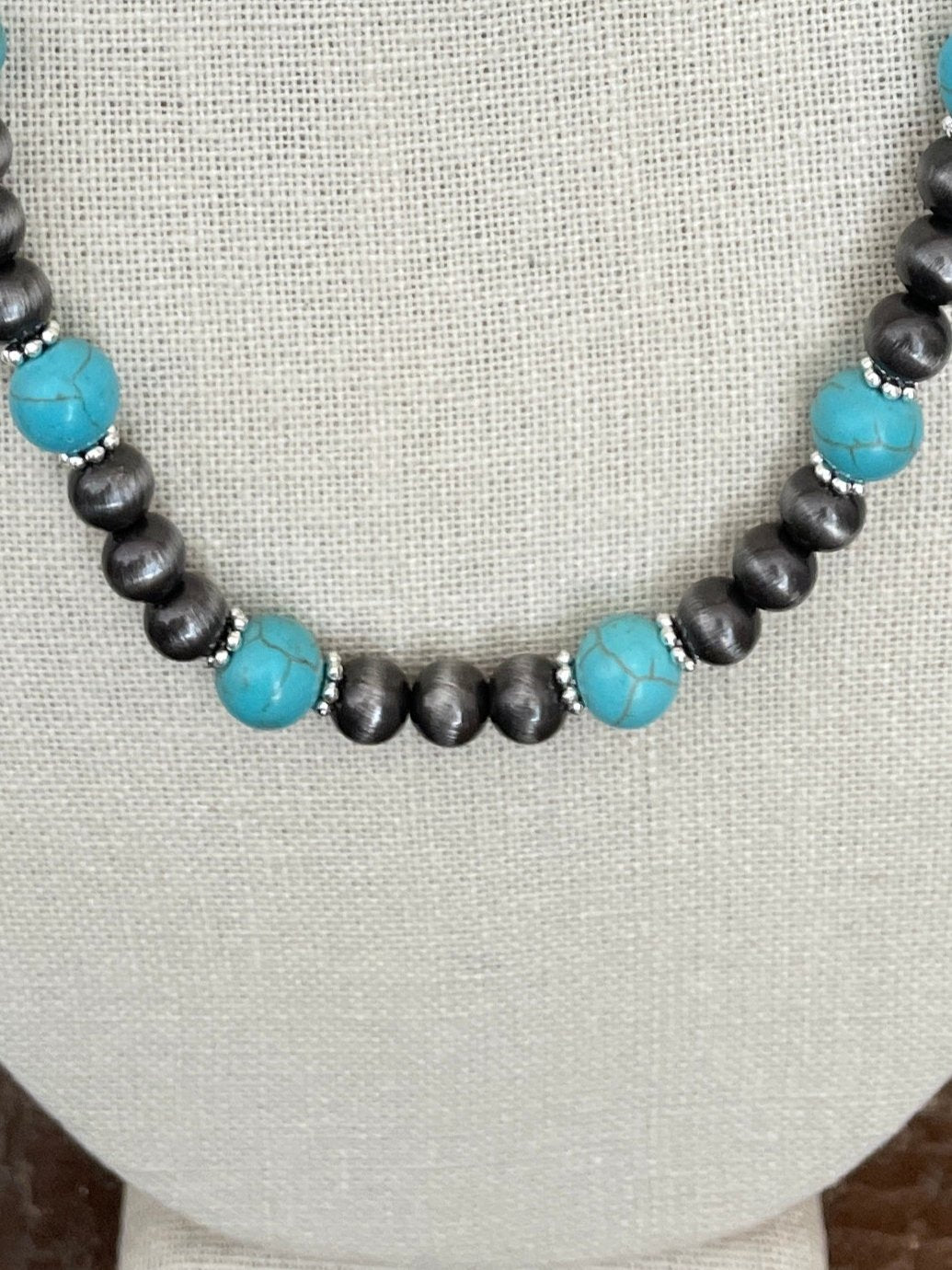 8mm Navajo Style Pearl with Turquoise Necklace and Earring Set