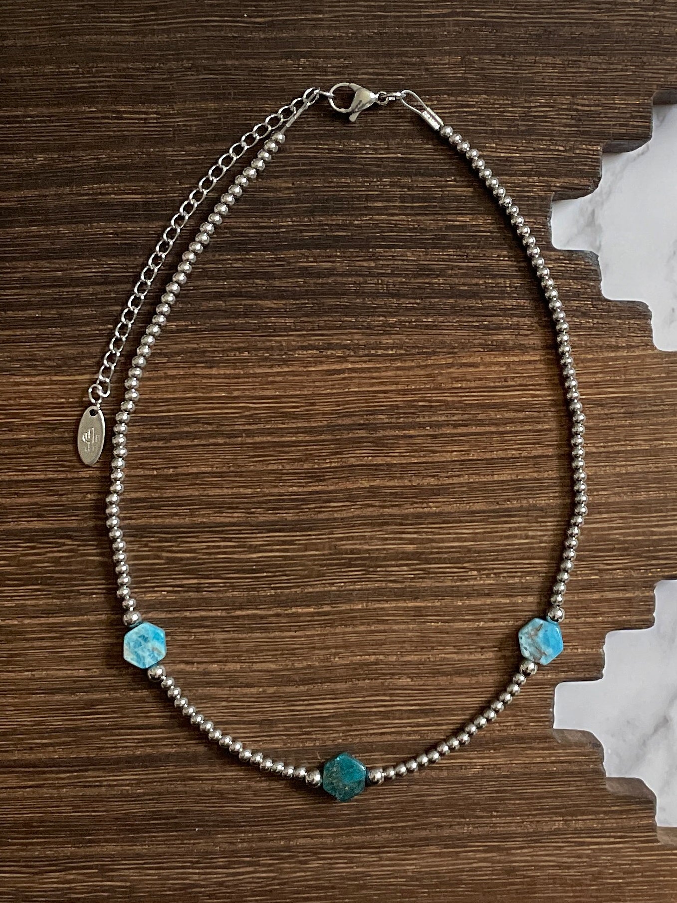 Apatite Hexagon Western Pearl Choker Necklace 14 inch