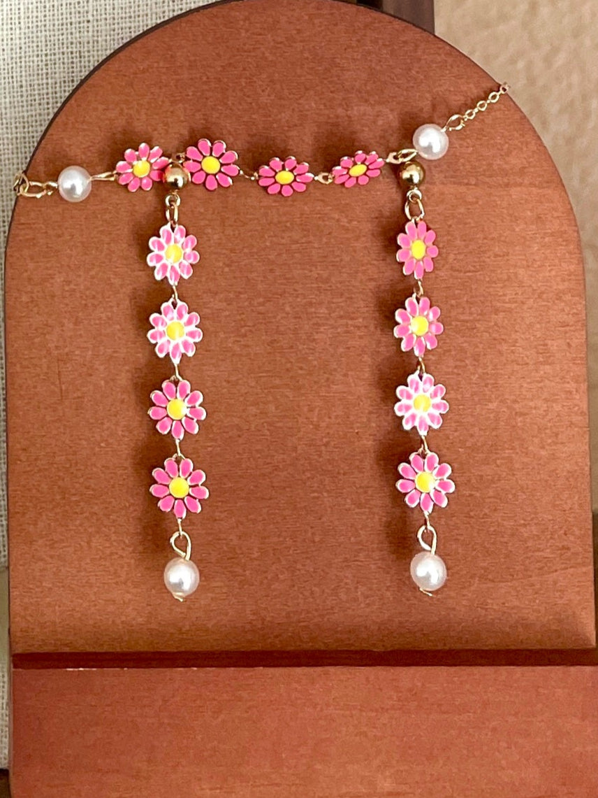 Asymmetric Pink Daisy Chain Lariat Necklace, Earrings & Bracelet Set