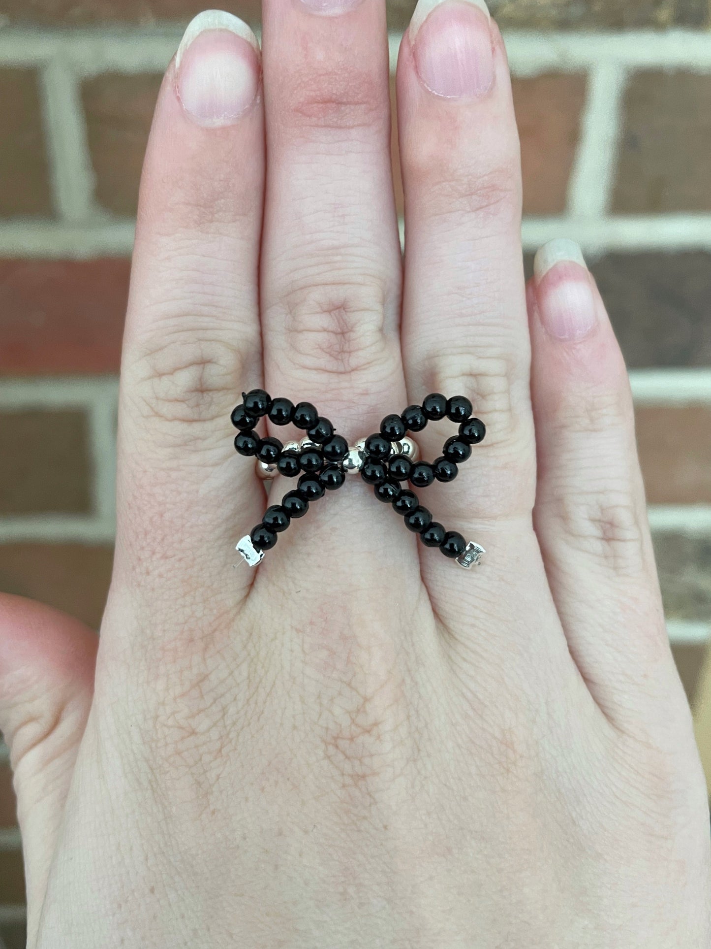 Beaded Bow Ring - Black & Silver
