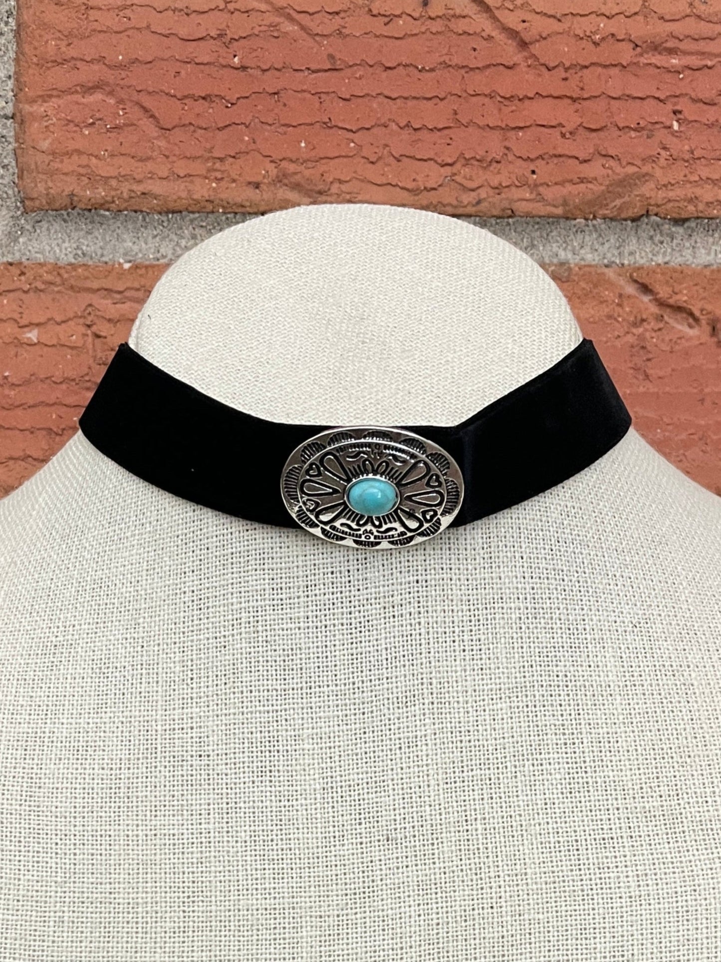Crushed Velvet Concho Choker Necklace with Faux Turquoise