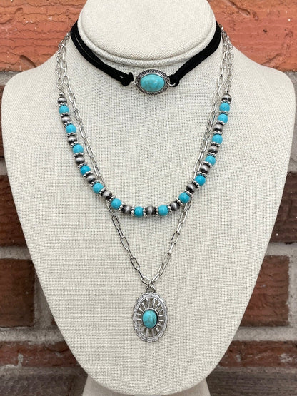 Cutout Concho Necklace Set with Faux Turquoise & Navajo Style Pearls