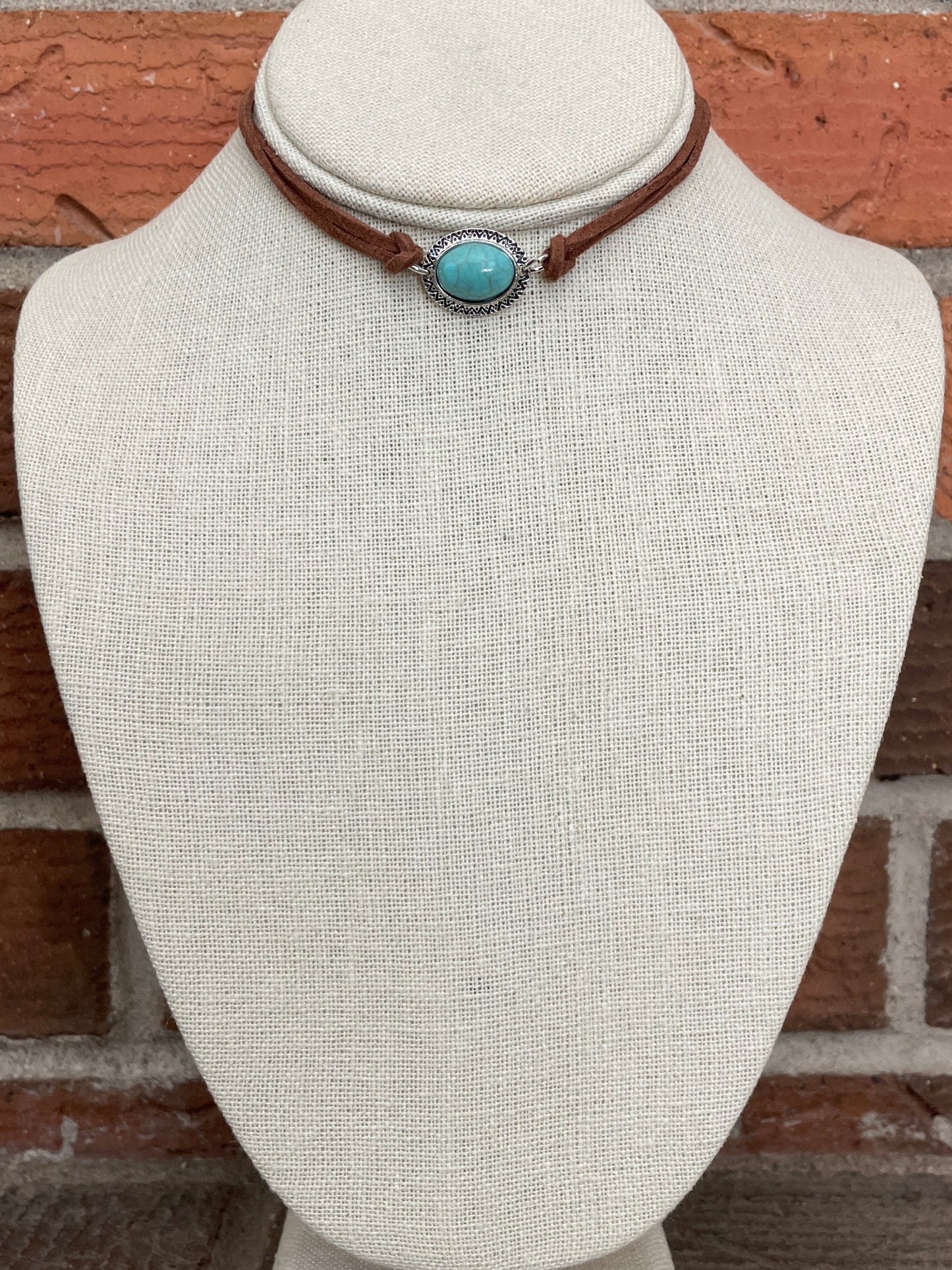 Faux Turquoise Choker Necklace