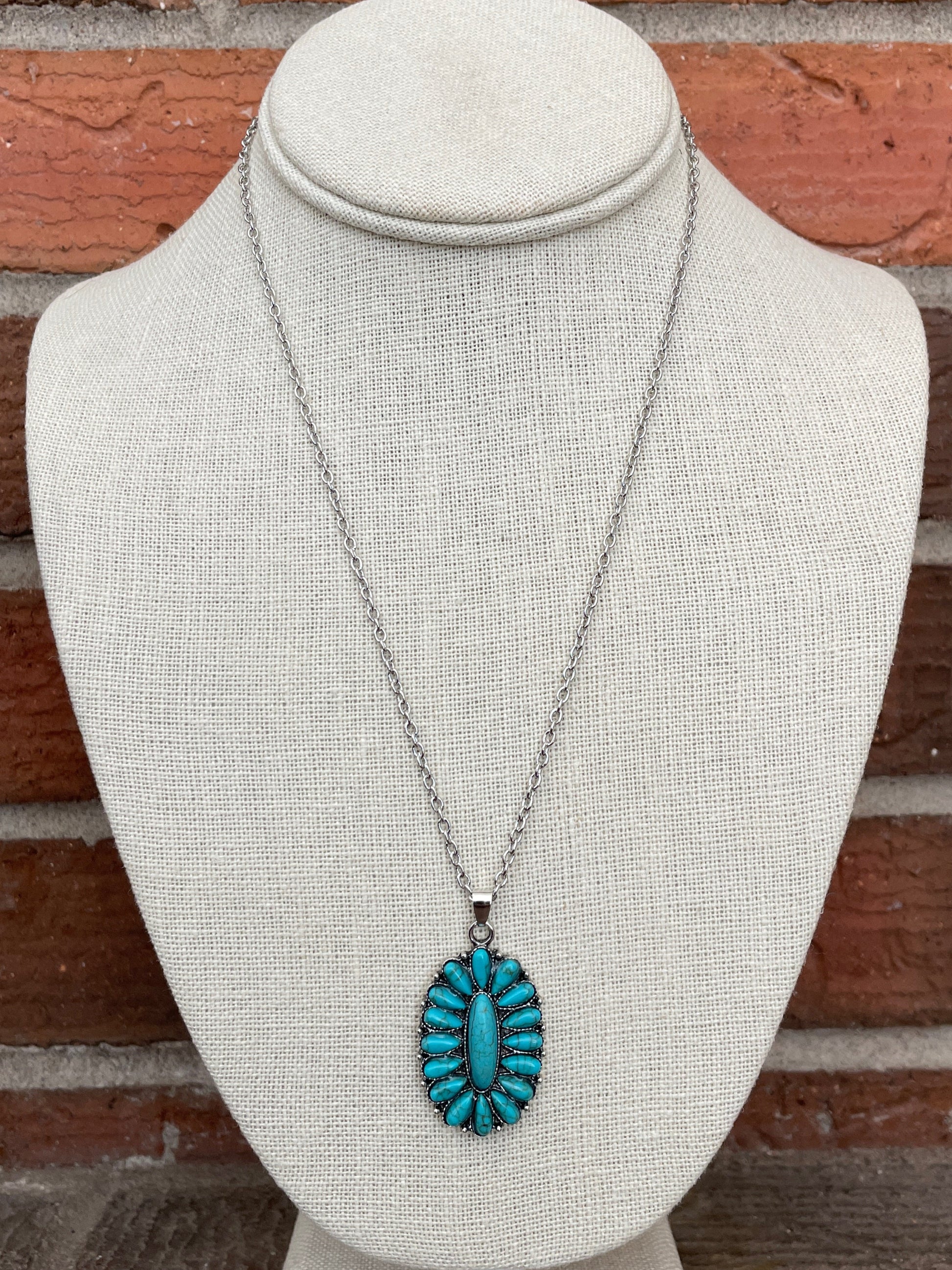Faux Turquoise Cluster Pendant Necklace