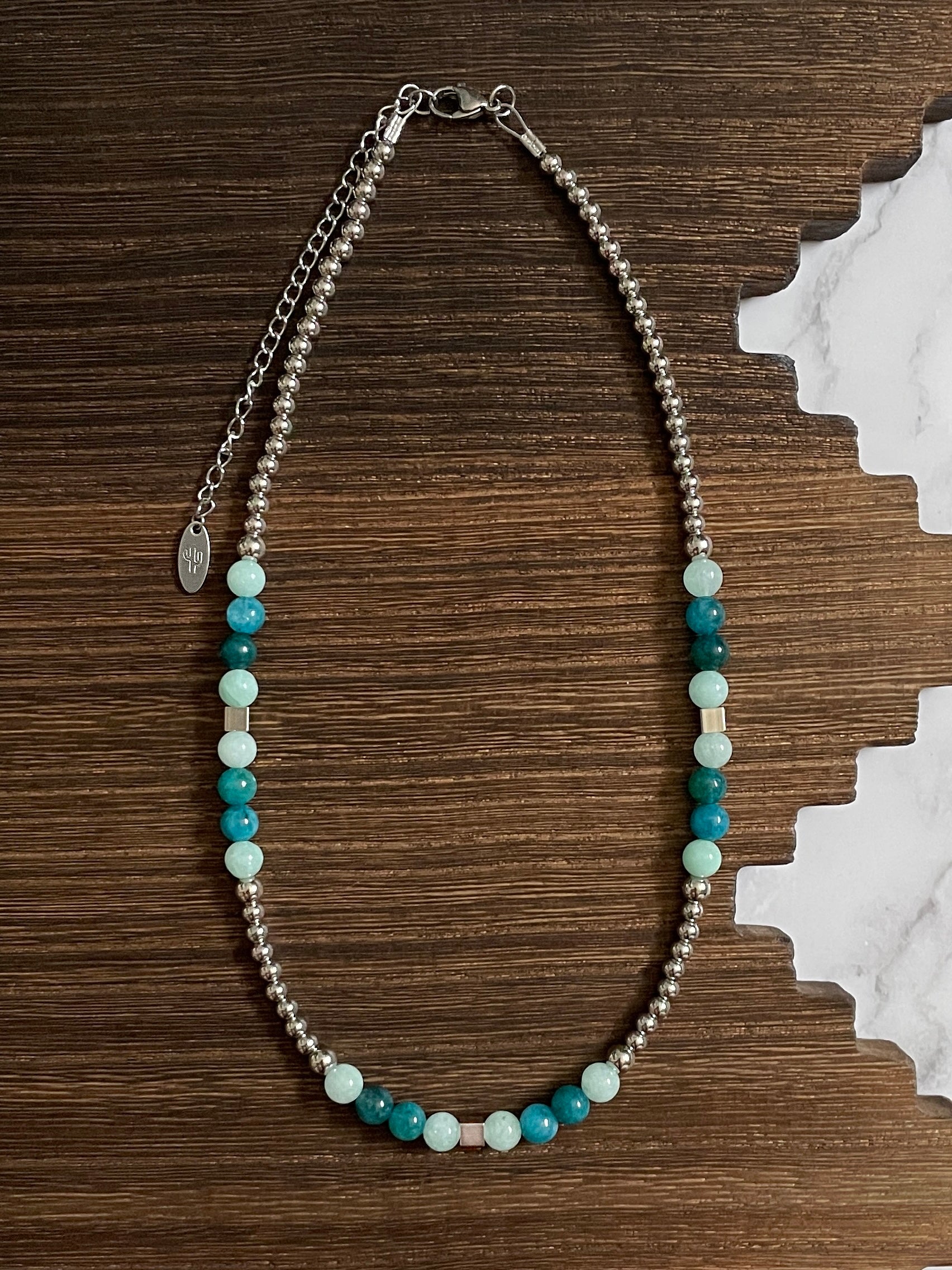Gone Surfing Western Pearl Necklace 16 inch