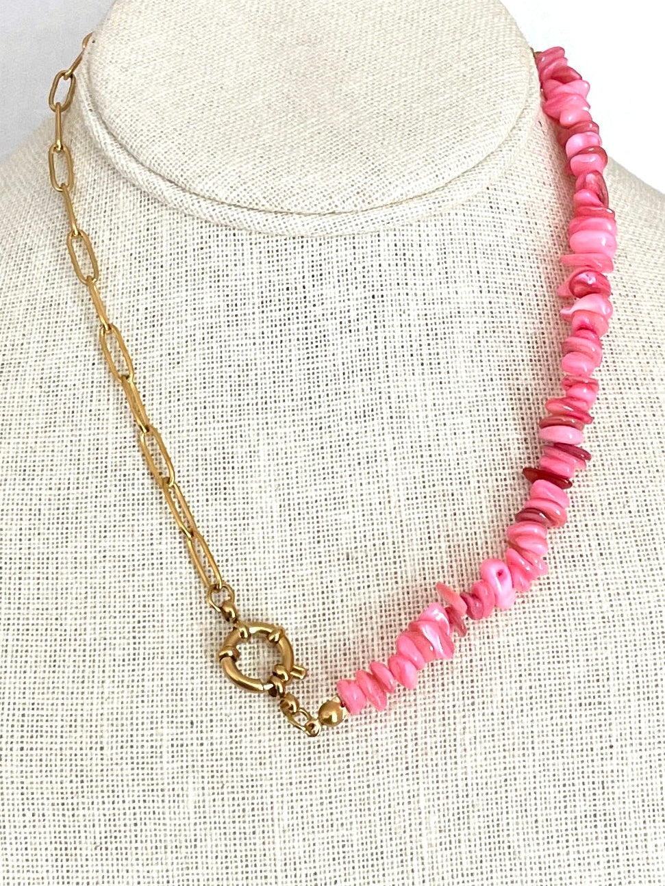 Asymmetric Paperclip Chain Necklace with Pink Chips