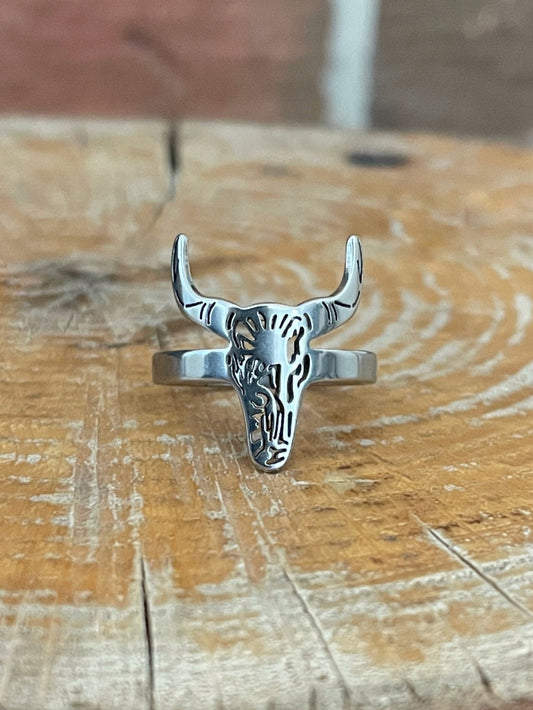 Cutout Steer Skull Ring