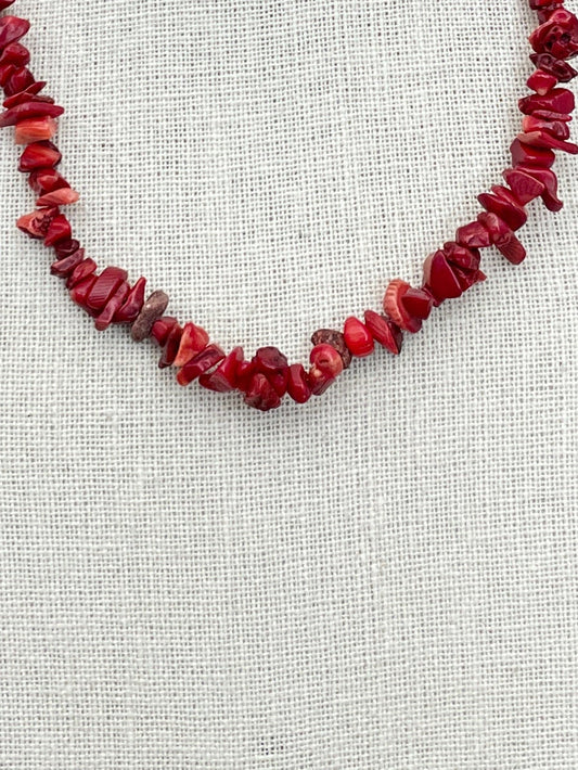 Natural Stone Chip Bead Necklace - Textured Red