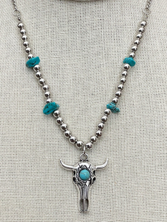 Faux Turquoise & Silver Beaded Steer Skull Necklace