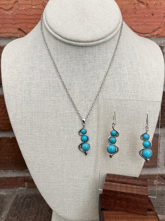 Stacked Turquoise Circle Necklace and Earring Set