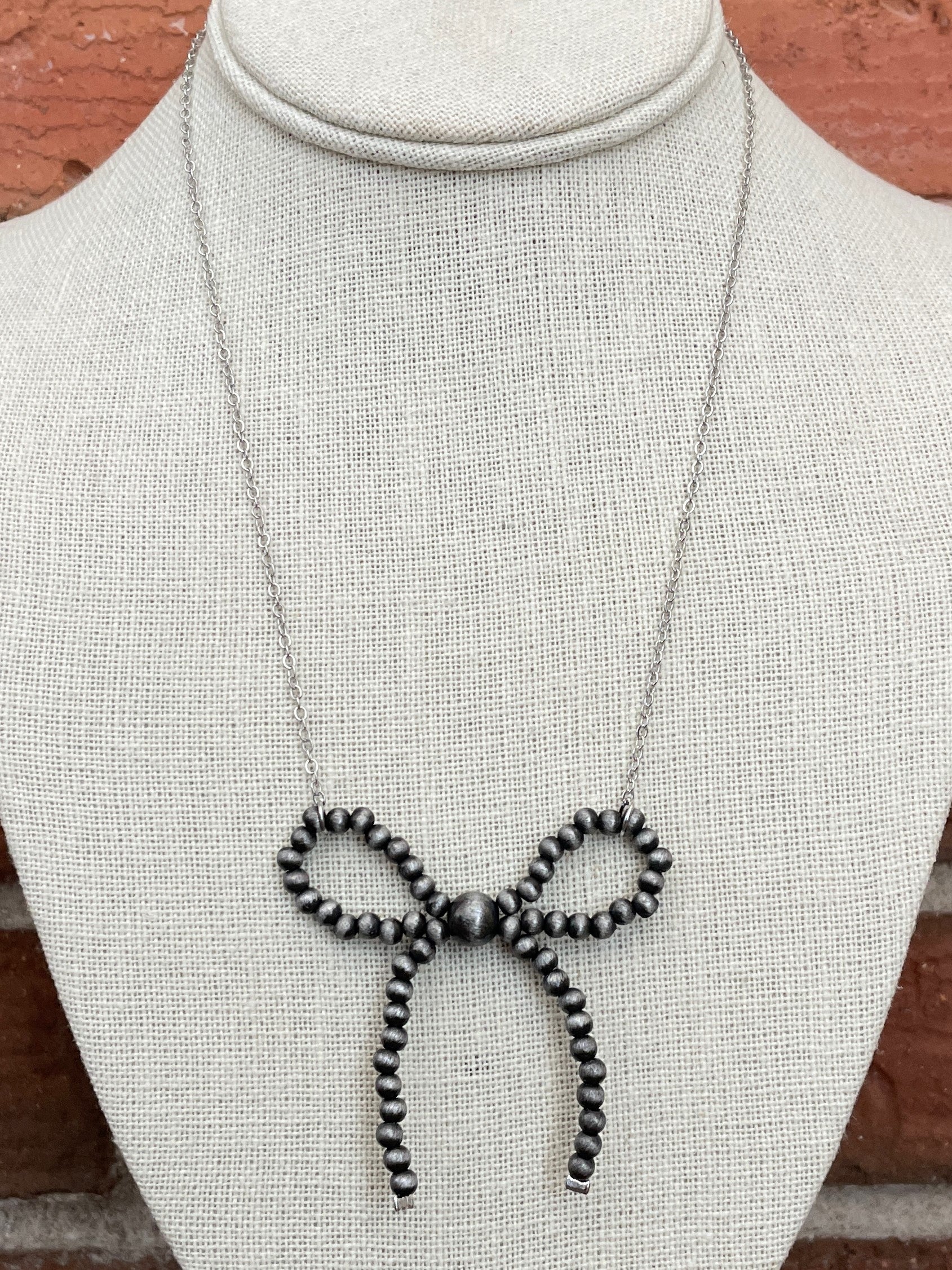 Navajo Style Pearl Bow Necklace with Chain