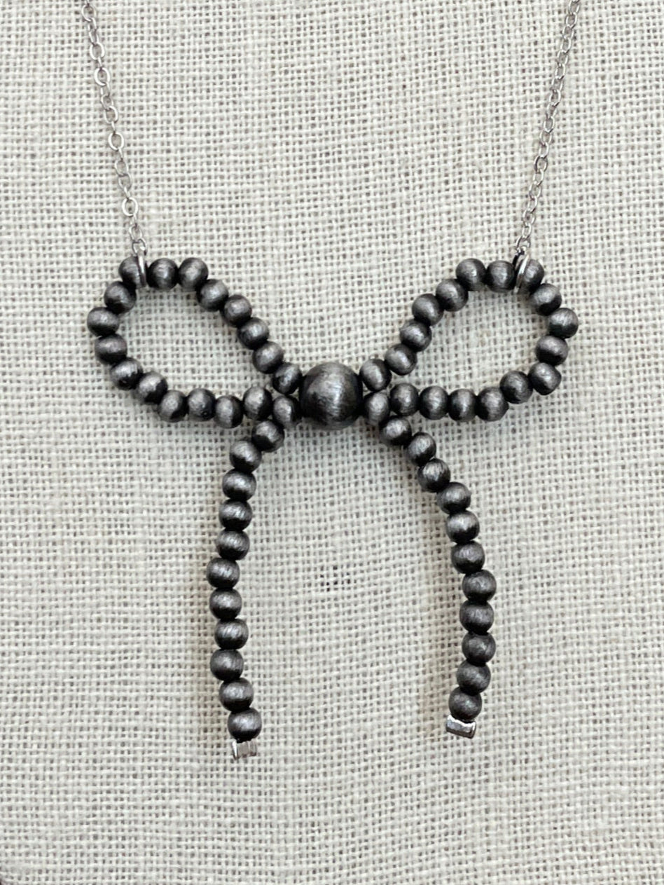 Navajo Style Pearl Bow Necklace with Chain