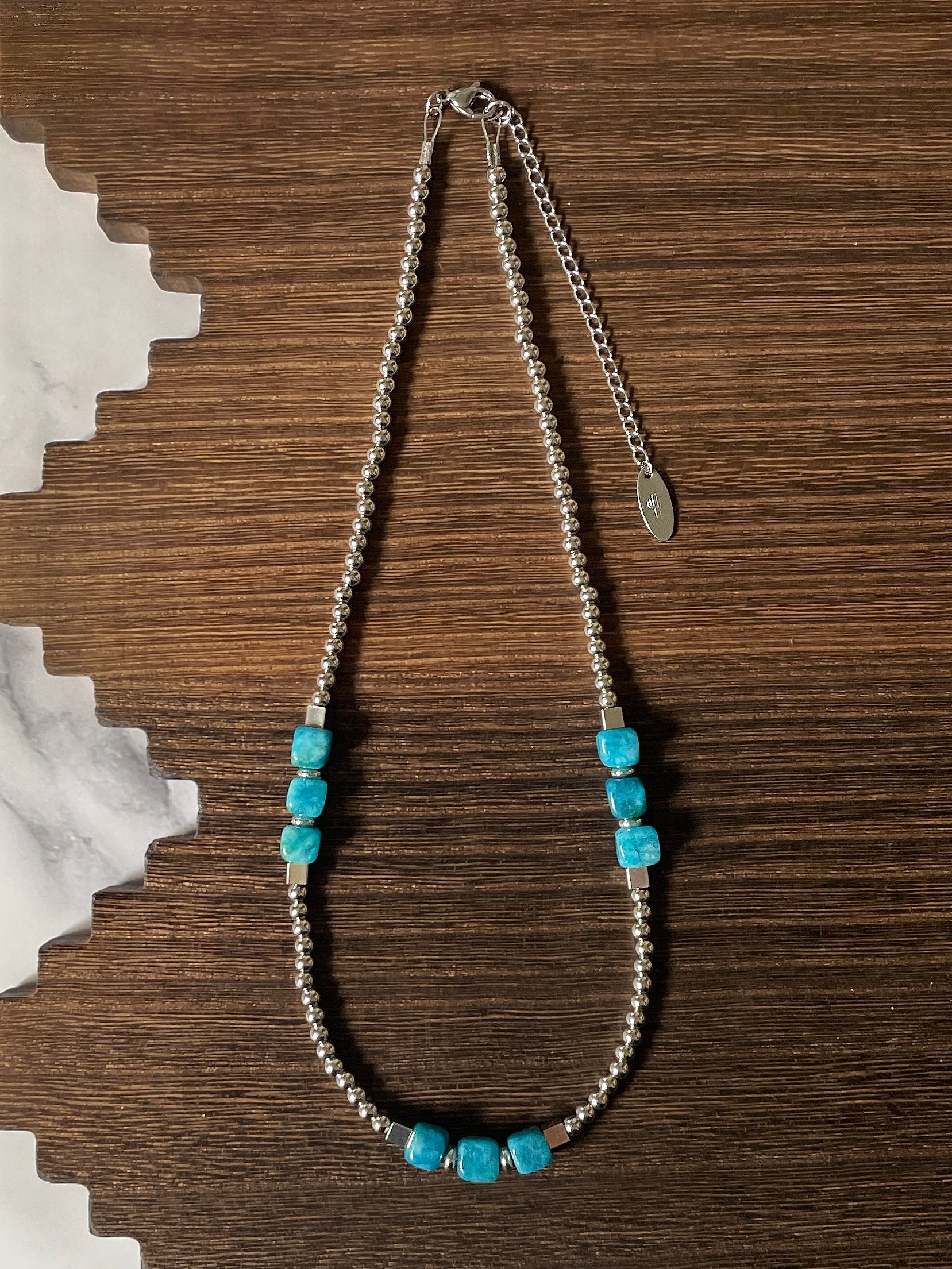 Ocean Cubed Western Pearl Necklace 18 inch