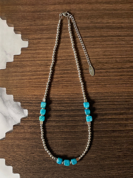 Ocean Cubed Western Pearl Necklace 18 inch