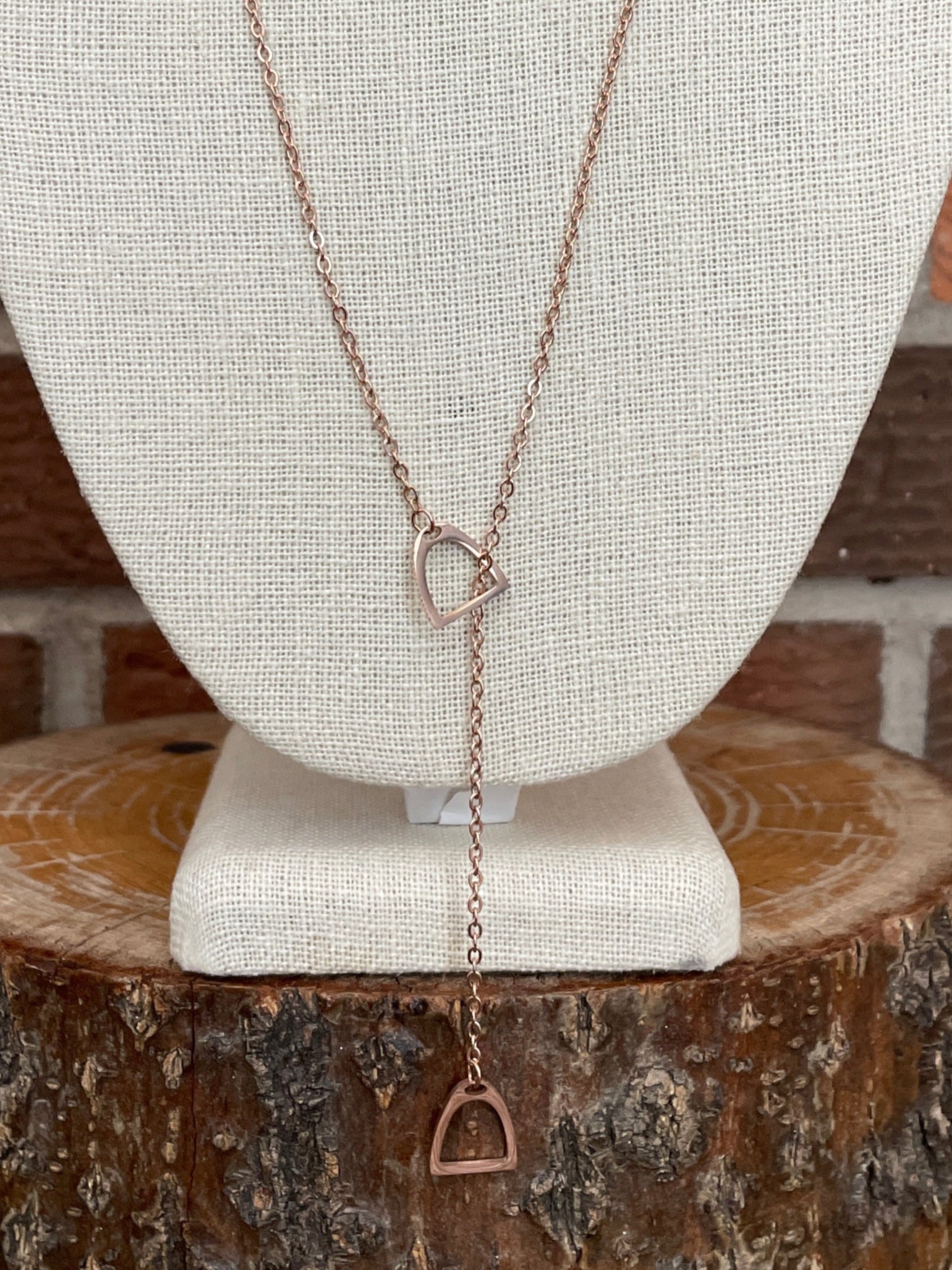 Stirrup Lariat Necklace - Rose Gold