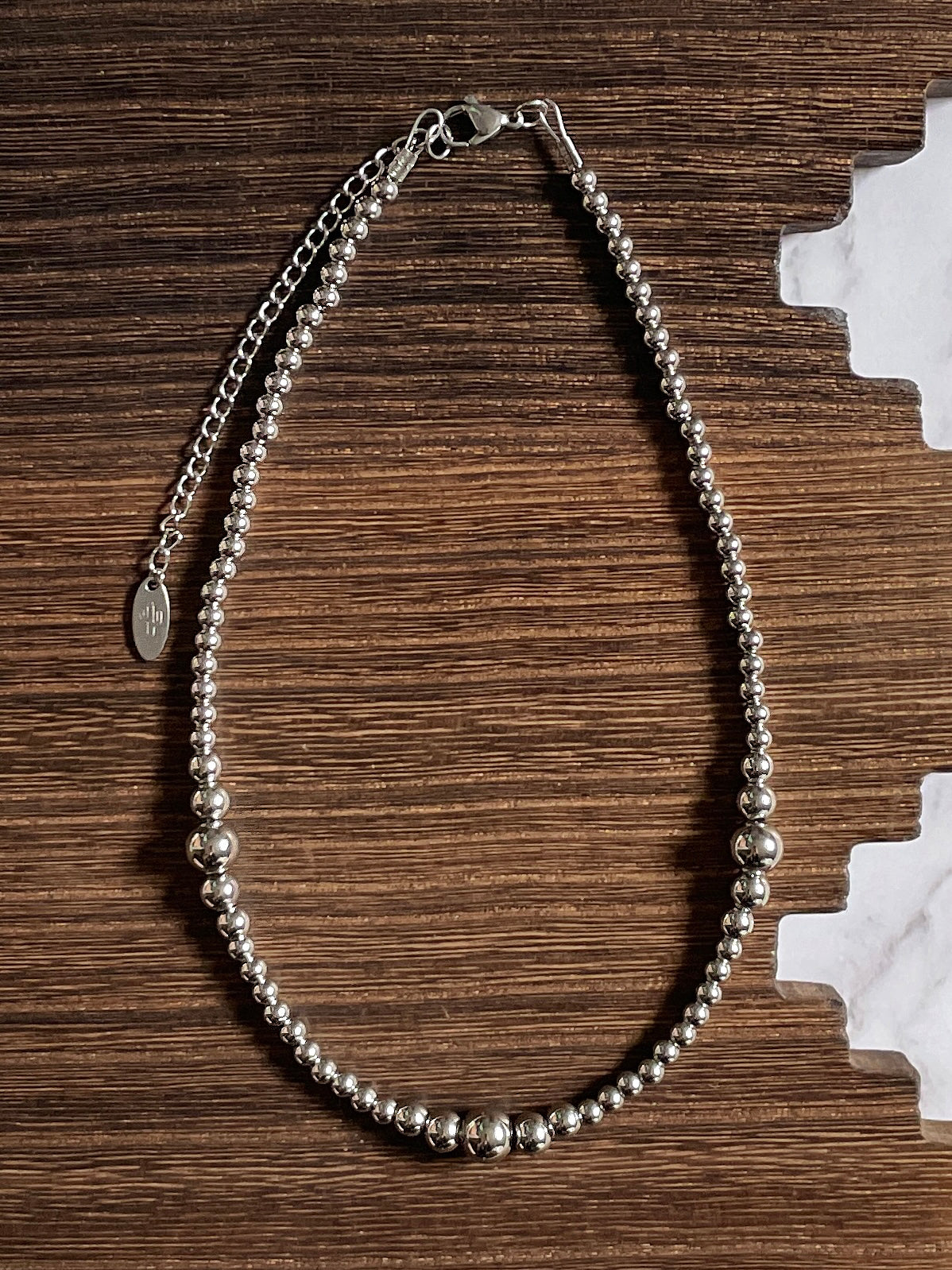 Western Pearl Graduated Choker Necklace 14 inch