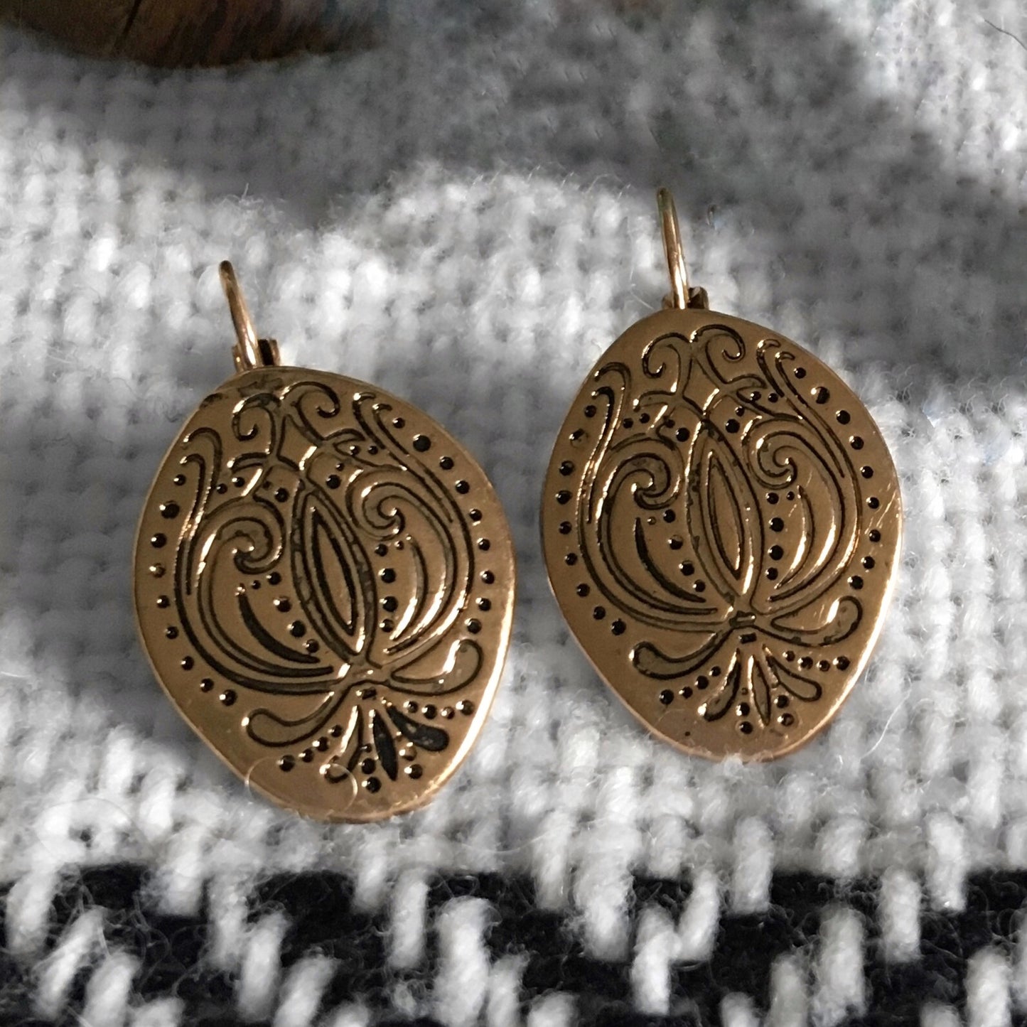 Wild West Filigree Earrings - Gold